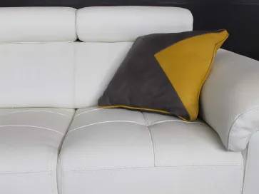 Cuscino grigio e giallo